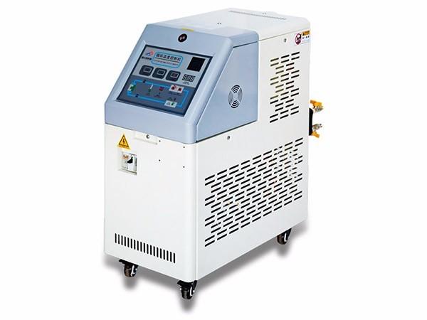 皮革加工中模溫機(jī)的工作原理與鞣制染色溫控技術(shù)